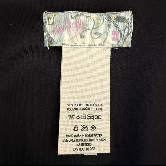 Free People Mercury Velvet Cape in "Cobra" Silvery Snake Print - Picture 6 of 6